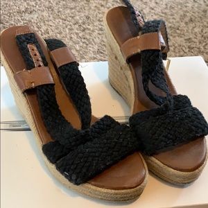 Banana republic wedge shoes size 8